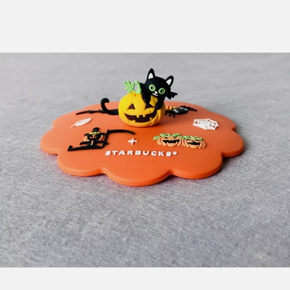 Starbucks Halloween Mug Set - Picture 7 of 8